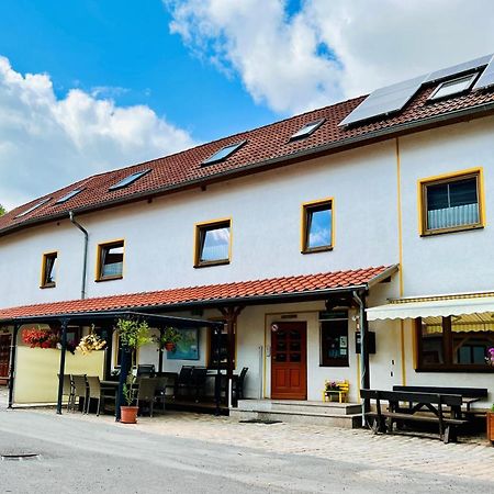 Unterkuenfte Am Rennsteigbeginn Bei Eisenach Buitenkant foto