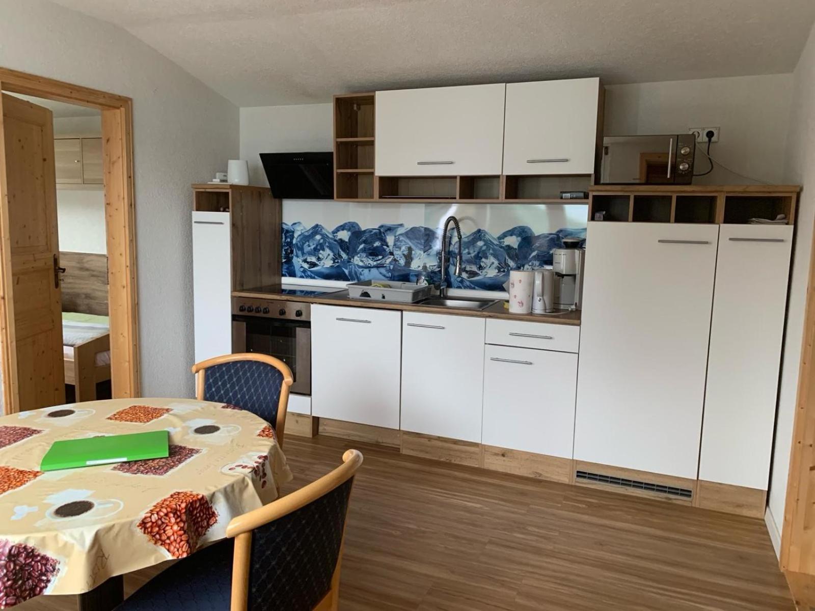 Unterkuenfte Am Rennsteigbeginn Bei Eisenach Buitenkant foto