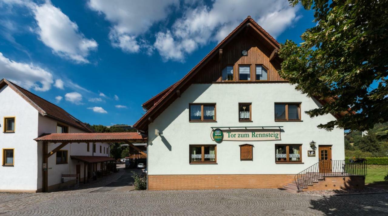 Unterkuenfte Am Rennsteigbeginn Bei Eisenach Buitenkant foto